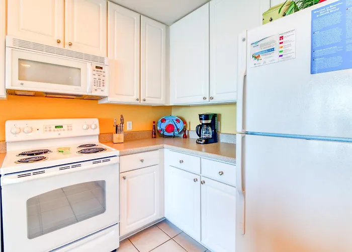 Beachfront W Balcony Easy Access & Pools Hot Tubs & Sauna * Gulf Shores