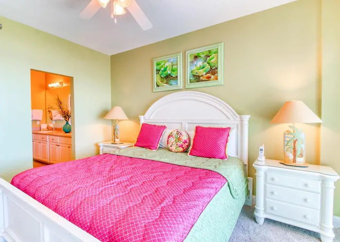 Holiday home Beachfront W Balcony Easy Access & Pools Hot Tubs & Sauna *