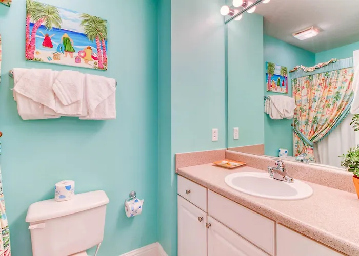 Beachfront W Balcony Easy Access & Pools Hot Tubs & Sauna *